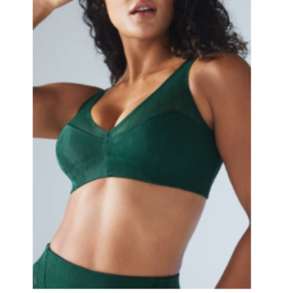 Dark Green Lace Trim Sports Bra